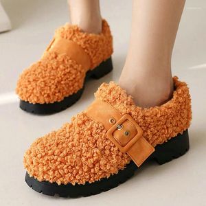 Lässige Schuhe Faux Sheep Fleece Fell Winter warme Mädchen Flach Orange Slip-on-Schnalle-Gurt Design Mode weibliche Ladung Wohnungen Wohnungen