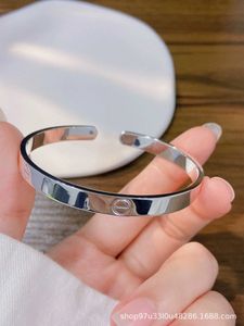 Designer Versatile Carter Bracelet Youth Solid Open Simple Fashion Gift for Girlfriend New Hot Style 6SF8