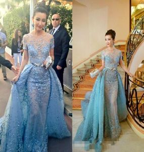 2019 Light Sky Blue Evening Dresses Sheer Neck Kort ärmar Applices spets tyll över kjolens kändisklänningar formella balklänningar9693306