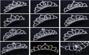 Parlayan Rhinestone Crown Girls039 Gelin Tiaras Moda Taçları Saç Taraklar Gelin Başlıkları Aksesuarlar Parti Saç Takı W3221342