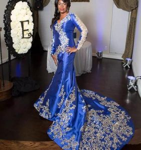 Sexig Royal Blue Plus Size Prom Dresses V Neck golvlängd Kvällsklänning Sweep Train Formell festklänningar5632484