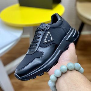 Designer Sneakers Men Krow skórzane buty na łyżwach Niski top siatka Moda Sneakery Haftowane Tennies Sports Trenerzy Flats Street Squate Board Białe buty, 38-45