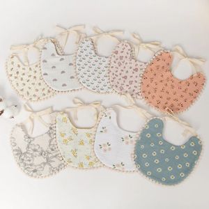 9pc/lot Muslin Cotton Bayd Boys Boys girlsbibsダブルサイドフラワープリント唾液タオル幼児栄養布布子供調整可能スカーフ240422