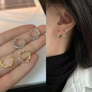 Earrings Trendy Highquality Twisted Hoop Earrings Geometric Metal Hiphop Girl Minimalism Earrings Fashion Silver Color Designer Earring