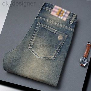 Mäns jeans designer ljus lyxiga stora varumärken jeans mäns vår/sommar broderad avancerad ungdom smal passande elastiska avslappnade leggings