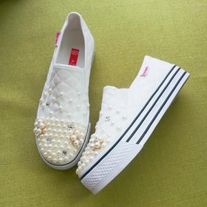 Casual Shoes Women's Sparkling Crystal Flats Stylish Ladies Low Top Slip On Comfy Canvas Female Sport Sneakers Pearl