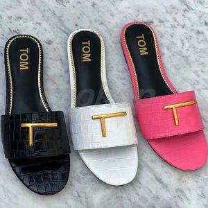 Neue Models Mode Sandals Designer Frauen Tom Black Flip Flop Männer Ford Gummi flache Schieberegler Luxus Sandale Hotel Mule Slide Summer Loafer Beach Slipper