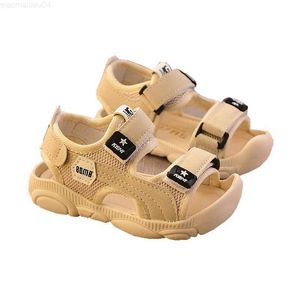 Slipper 2021 Summer Kids Shoes Boys Soft Sloys Beach Shoes Male Baby Baotou Anti-Kick Childrens Sandals Summer Sandalsl2404