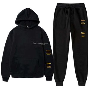 Designer Men's Tracksuits Causal Clothing Women Set Sweatsuits Sport Jogger Hooded Autumn Winter Pollover Hoodie Pants Sportwear Tracksuit Tech Fleece Jacket