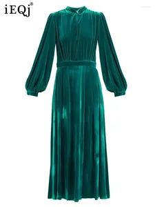 Casual klänningar solid högkvalitativ sammet för kvinnor långärmad stativ krage midja elegant klänning kvinnliga kläder 3wq9654