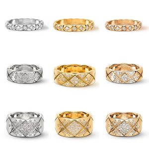 2024 En kaliteli kanaljewelry tasarımcısı S925 STERLING Gümüş Elmas Yüzük Kadınlar İnce Lüks 18K Altın Yüzük Klasik Moda Çift Düğün Kardeşi Hediye