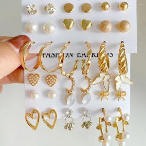 Dangle Küpe 18 Çift/Set Vintage Geometrik Altın Renk İçi Boş Kalp Kelebek Bırak Kadınlar Kızlar Rhinestone İnci Küpe Takı