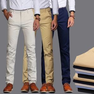 6 colori Spring Autunno da uomo Slim Casual Pants Business Business Cotton Brand Shin Classic Style Mens Brand 240412