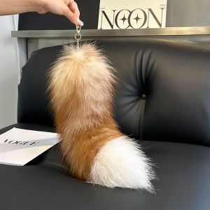 Ketten 40 cm Real Fox Tail Keychain Wolf Schwanzfell Quaste Bag Schlüsselketten Bag Charme Schlüsselreinhalter -Gurtkette Bester Geschenkschmuck