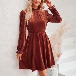 Casual Dresses Womens Winter High Neck Velvet Solid Color Midjeklänning Storlek 16 för kvinnor