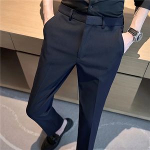 Pantaloni da uomo vestito autunno slim forma casual pantalon homme per feste di nozze vestiti formali pantaloni uomini vestiti di grandi dimensioni 28-42 240412