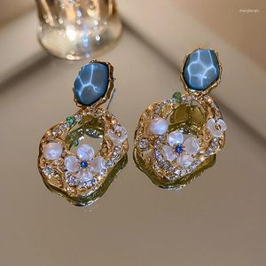 Orecchini penzolanti fiore bianco in cristallo vintage francese per donne personalità accessoria quotidiana ad accessorio femminile gioielli di lusso bijoux