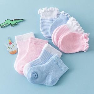 Warmers Cotton Baby Socks 4 Pairs Newborn Gloves Socks Set Spring Anti Scratch Bite Gloves Photography Props Infant Boys Girls Accessori