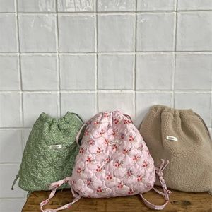 Backpack de estilo coreano Backpack Retro Floral Impressa Baby Girls School School Picnic Kids Messenger Bags 240423
