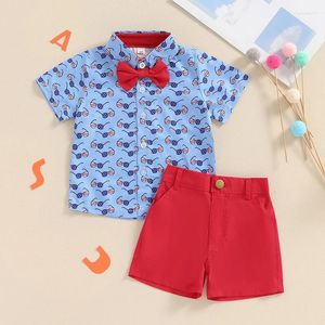 衣類は小さな男の子の7月4日服の衣装サングラスプリント蝶ネクタイとショートパンツキッズ服の夏の休日をセットします