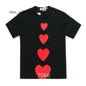 Com Des Des Garcons Shirt Play Thirt CDGS Top Play T-Shirt Fashion Mens Designer Red Heart Thirt Tshirt CATTON RACCODIA ASSERICA T-SITT