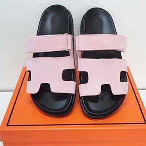 Designer Luxury Sandals Slippers Chypre Sliders Flip Flops Flat Sandals for Beach Comfort Calfskin Leather Natural Suede Goatskin for Parties Women & Men