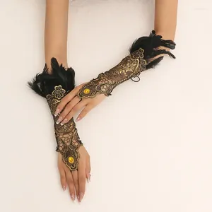 Charm Armband Kvinnor Retro Feather Bankett Armkedja Bronze Black Lace Armband 1 Piece