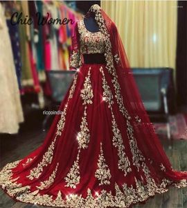 Parti elbiseleri geleneksel kırmızı pakistanlı gece elbisesi 2024 şal iki parçalı dantel dubai arabian balo maxi resmi