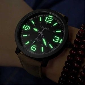 ساعة Wristwatches Yazole Top Brand Men Watch Night Light Male Watch Clock Clock Leather Leather Withwatches Business Watchals Casual Watches Reloj Hombre 240423