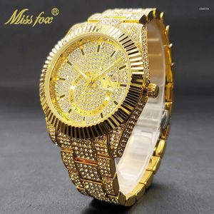 Armbanduhren große Zifferblatt Watch Männer Gold Luxus Diamant Premium Mann Hip Hop Stilvoller Kalender wasserfeste Handuhr Männlich hohe Qualität