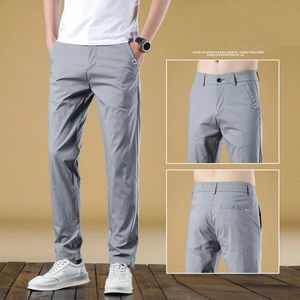 2024 pantaloni da uomo estivi pantaloni lunghi pantaloni di seta ghiacciata pantaloni alla moda slim fit cotone cotone maschile indossa 240412