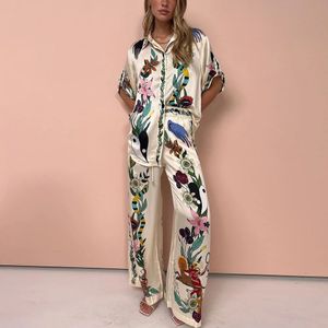 Kvinnor tryckt 2 stycken Set Short Sleeve Top Loose Long Pants Lady Spring Summer Hawaii Beach Casual Indie Folk Outfits 2024 240422