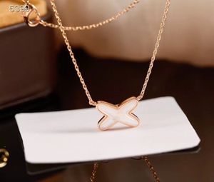 new sell cross necklace Luxury necklace shishangmeili necklace designer for woman Natural white Fritillaria V Gold Plated Pendant Christmas Wedding Party Gift