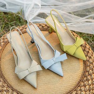 Sandal Kadınlar Fransız Tarzı Çat Tie Nimli İnce Topuk Yüksek Tek Ayakkabı Kadınlar Bir Satır Baotou Flip Flop Sandalet Summer Fenty Slaytlar 240228