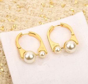 Designer Perlenohrringe für Frauen hochwertige luxuriöse Goldkupfer -Look -Kronleuchter -Ohrring -Schmuckgeschenke Dropship
