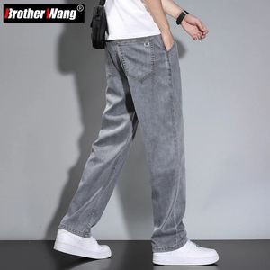 Letnie cienkie męskie proste luźne szare dżinsy miękkie tkaninę Lyocell jasne spodnie swobodne spodnie męskie spodnie marki 240418