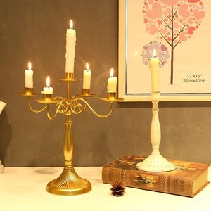 Candle Holders European Style Iron Art Nostalgic Candlestick Creative Restaurant Table Decorations Romantic Retro Hushåll