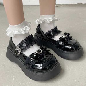 Sandaler Rimocy Chunky Platform Mary Jane Shoes for Women Patent Leather Lace Ankle Strap Pumps Woman 2022 Autumn White Lolita Shoes Y2KL2404