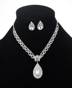 Säljer bröllopstillbehör Fashion ol Claw Chain Rhinestone Zircon Angel Teardrop Necklace Earrings Bridal Jewelry4688435