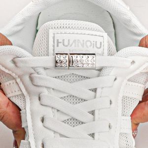 Sko delar ingen slips skosnören diamant magnetlås utan band skosnör elastiska platta snören för sneakers vuxna barn accessorie