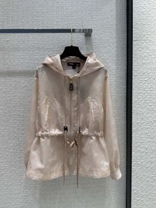 Milan Runway Women's Jackets 2024 Ny vår sommarhuven långärmad ytterkläder märke samma stil rockar designer topps 0424-3