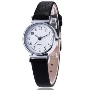 Wristwatches Watchs Ladies Lover 2024 New Arrival Leather Band Elegant Fashion Women Watch Casual Quartz Clock Relogio Feminino 240423