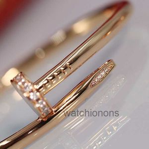 Pulseira de luxo de alta qualidade Carter v Gold Edition Bracelete de unhas grossas para homens e mulheres 18k Rose Fashion Diamond Couples