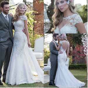 Vintage Lace Appliques Wedding Dresses With Short Sleeves Traditional Mermaid Wedding Dress Africa Bow Wedding Gown