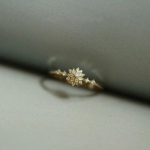 Bands Cute Women's Snowflake Rings Female Chic Dainty Rings Party Delicate Rings Wedding Jewelry