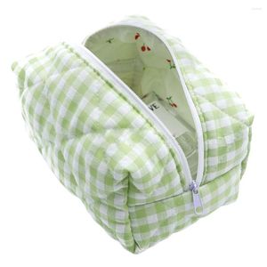 Cosmetic Bags Women Portable Storage Bag Large Capacity Quilted Checkered Makeup Travel Toiletry Zipper Pouch Lightweight