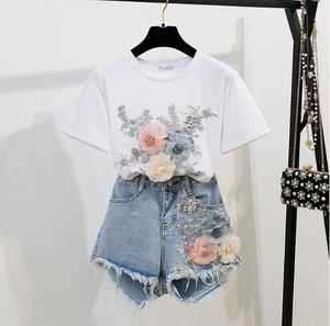 2024 Women Summer Mulheres 2 Peças Bordado 3D Camiseta de flor + shorts de jeans conjuntos de shorts de miçanga vintage