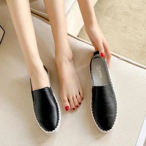 Casual Shoes Soft Leather Women Loafers High Quality 2024 Female Flats Breathable Light Ladies Walking