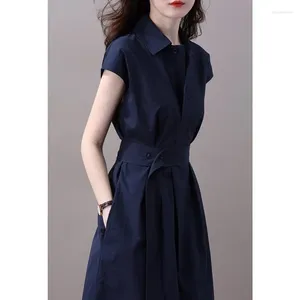 캐주얼 드레스 단순성 기질로 가득 찬 프랑스 여성 W 스타일 슬림하고 까다로운 디자인 감각