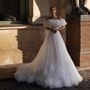 Classic Long Tulle Off Shoulder Wedding Dresses With Flowers A-Line Ivory White Pleats Sweep Train Bridal Gown Lace Up Back Vestido de novia Women Dresses